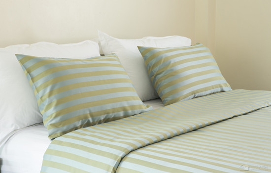 10平米卧室家具摆放2.jpg 10平米卧室家具摆放2.jpg